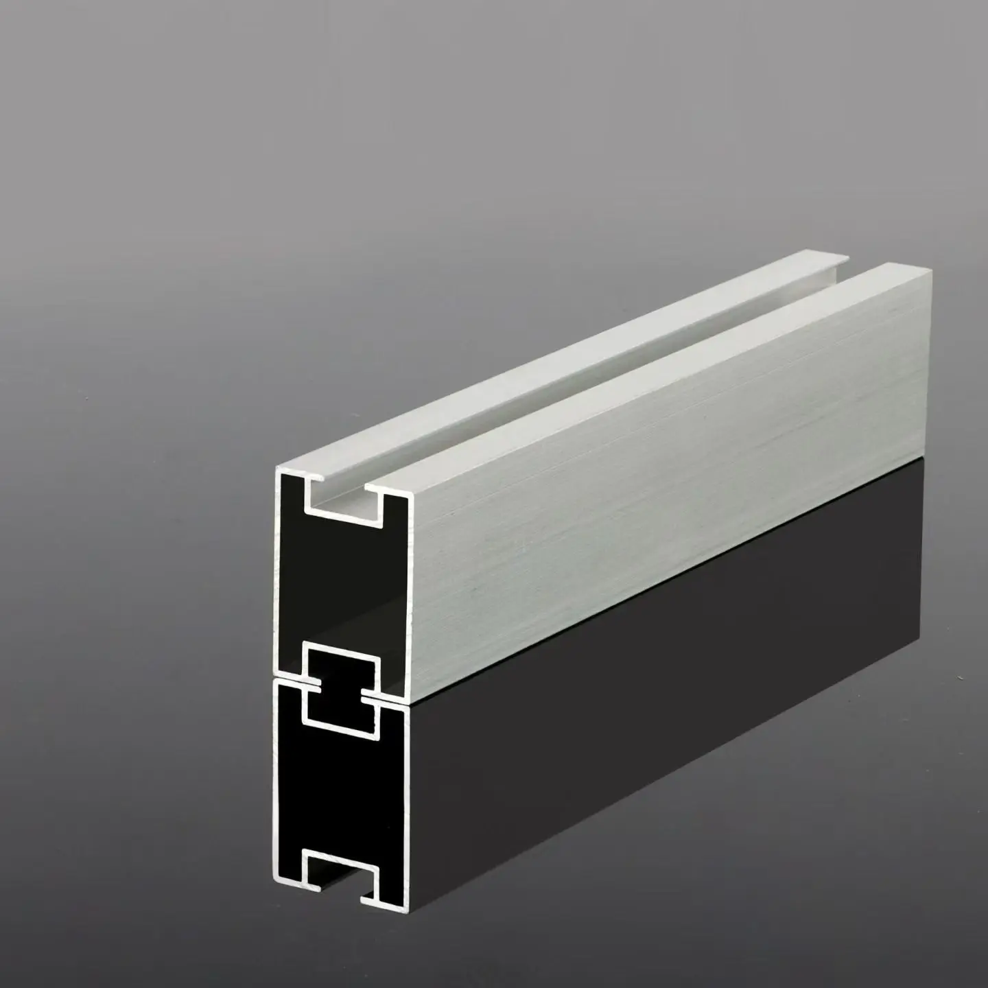 Rippenlose Führungsschiene